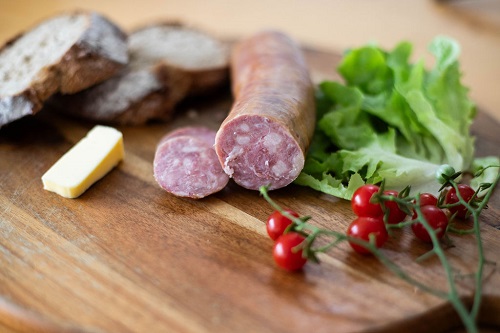 saucisson a l'ail